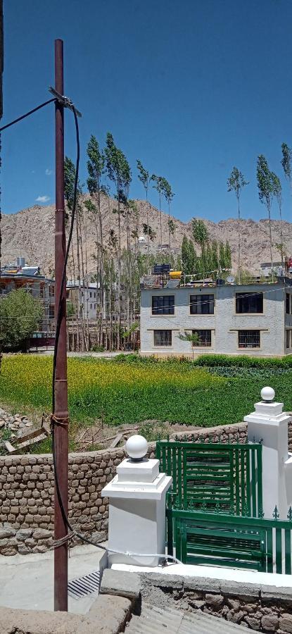 Lhardak Home Stay Leh Extérieur photo